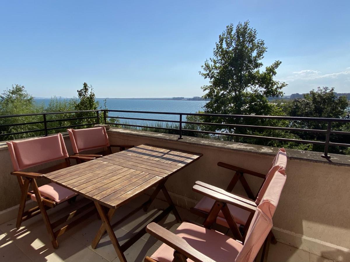 Marina Cape Superior Apartment Aheloy ภายนอก รูปภาพ
